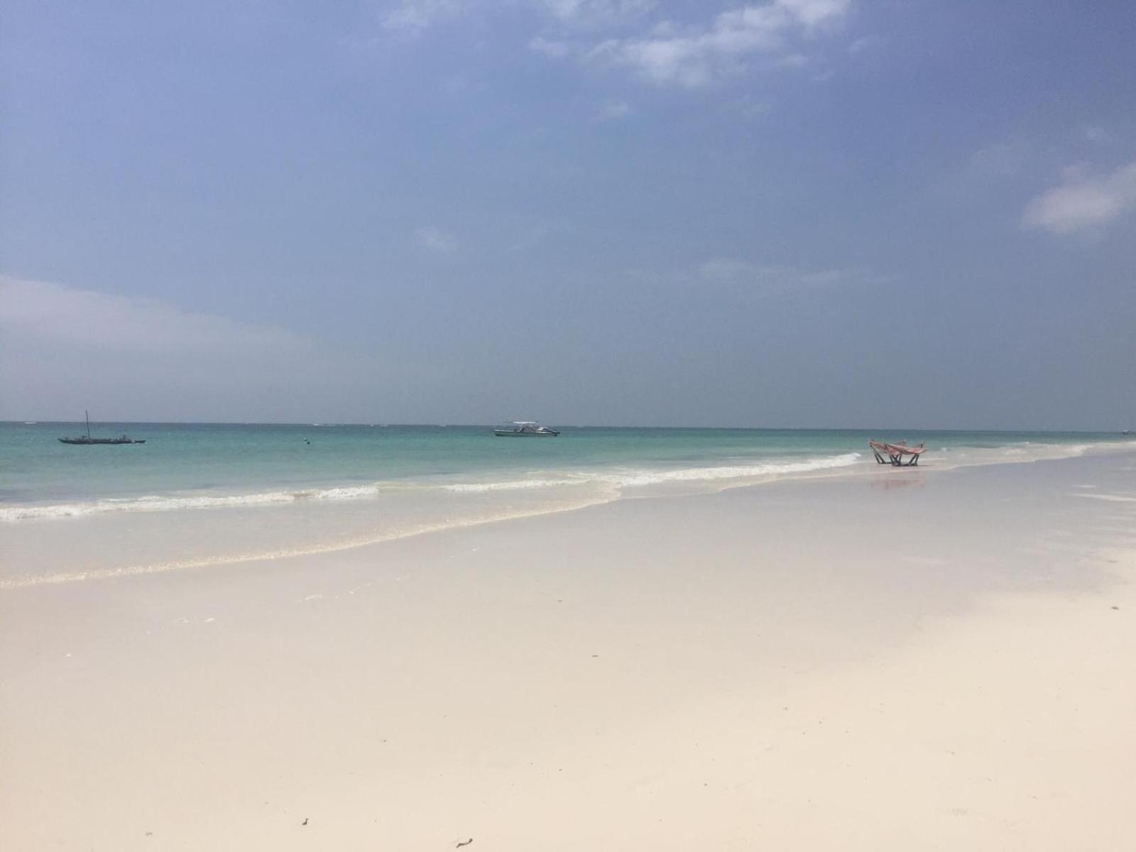 Aqua Resort ディアニ・ビーチ エクステリア 写真